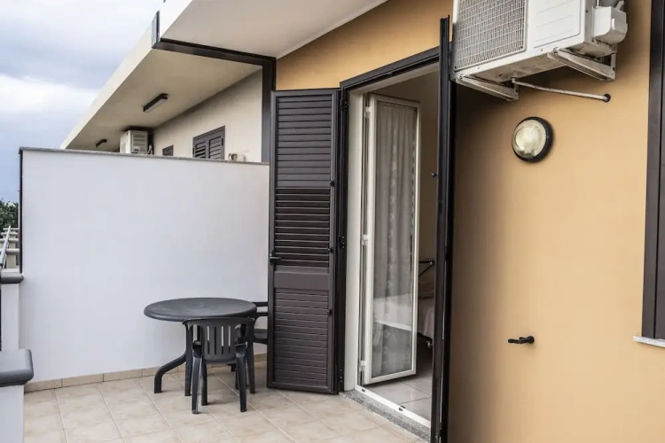 Standard Double room with balcony and with city view