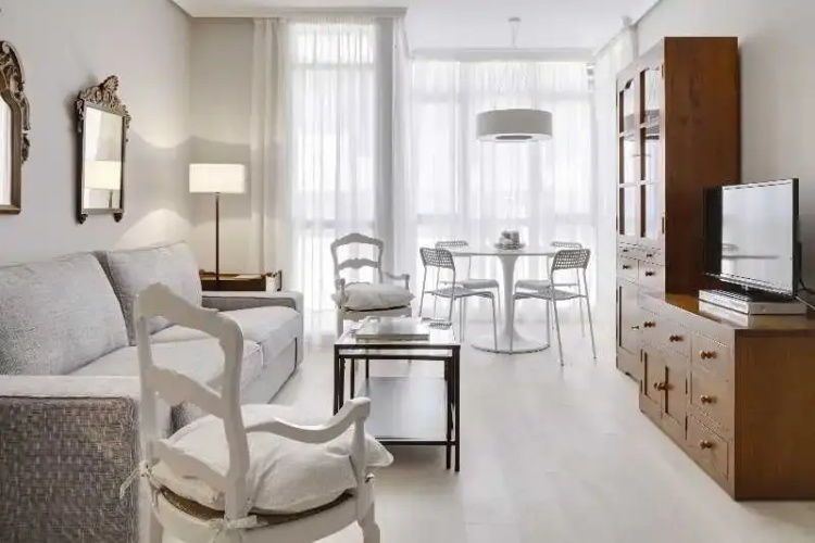 Apartamentos Easo