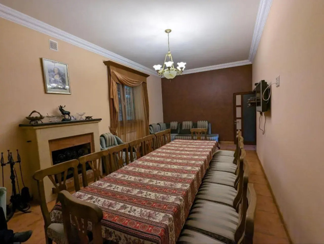 Star Apartment (Star Apartment)