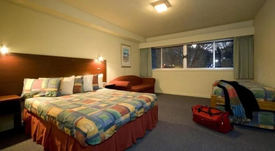 Diana Alpine Lodge