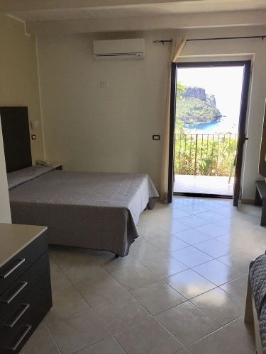 Standard Double room with sea view
