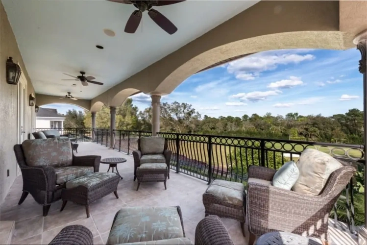 1 Bedroom Villa with balcony