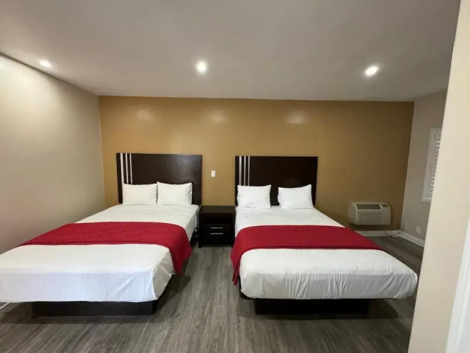 Avenue Motel