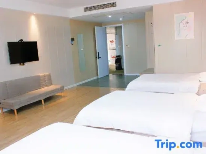 Business Triple room