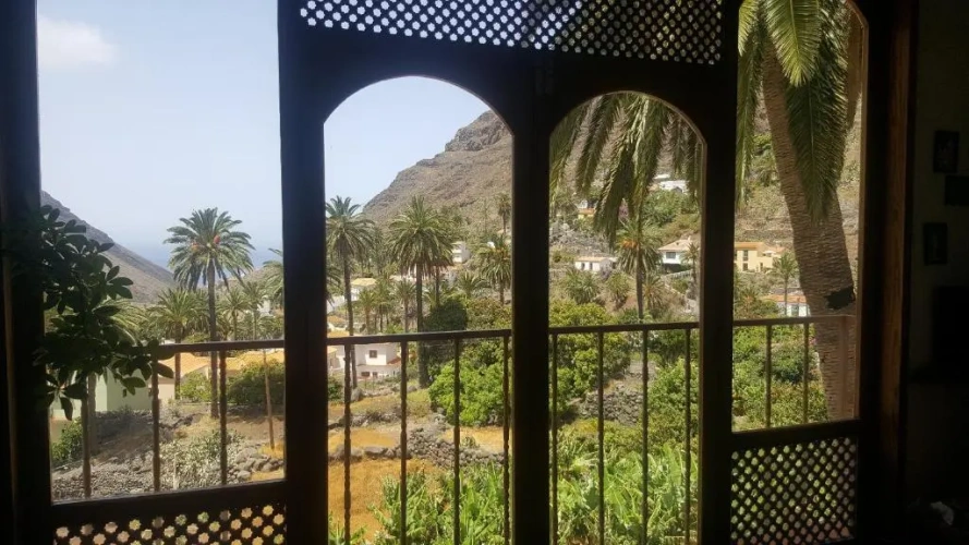 1 Bedroom Apartment with sea view