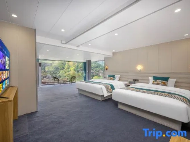 Standard Family room