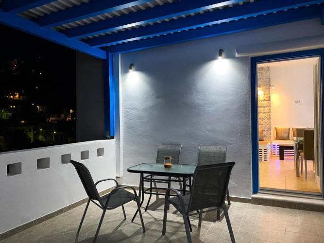 2 Bedrooms Cottage