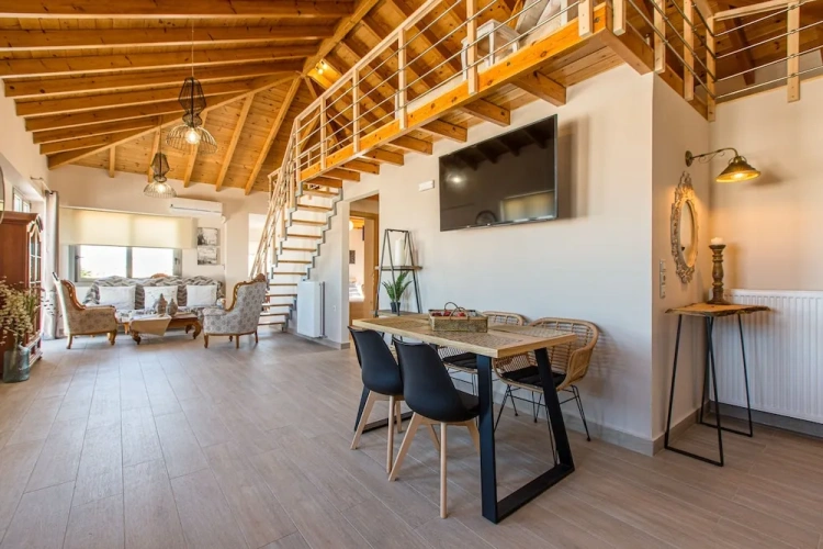 Deluxe Apartment with balcony