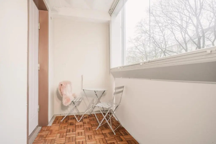 Fresh studio with balcony in central Turku