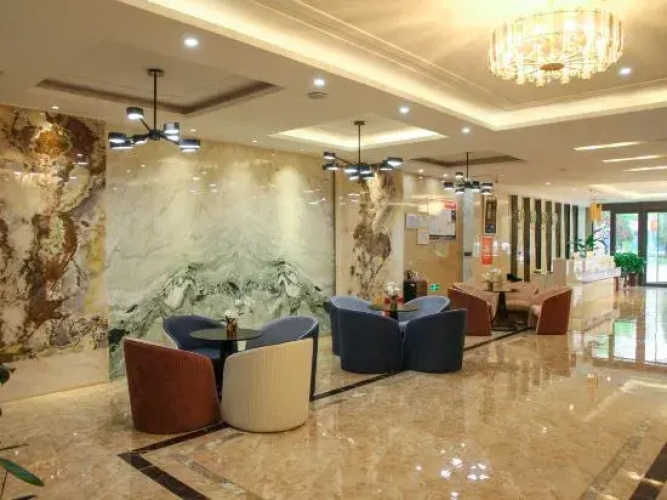 Mengyin Daxu Theme Hotel