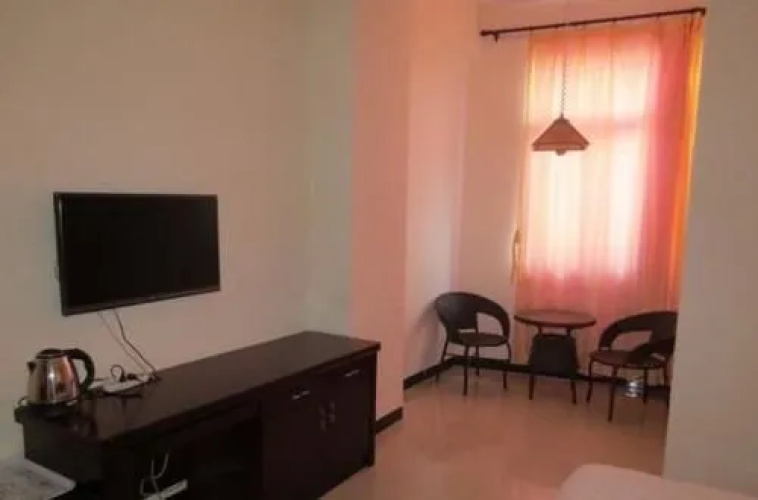Anyiju Business Hotel
