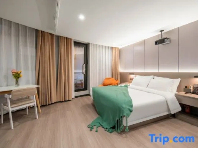 2 Bedrooms Suite