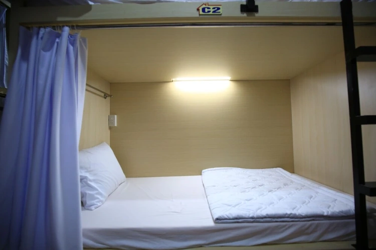 Bed in Dorm Duplex with city view