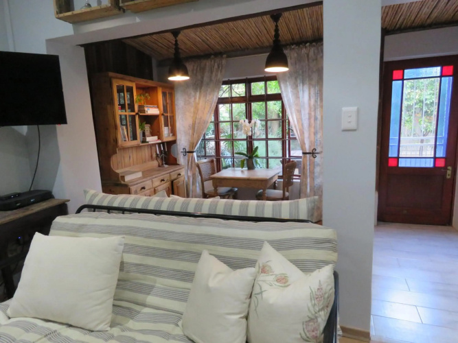 Winelands beach cottage