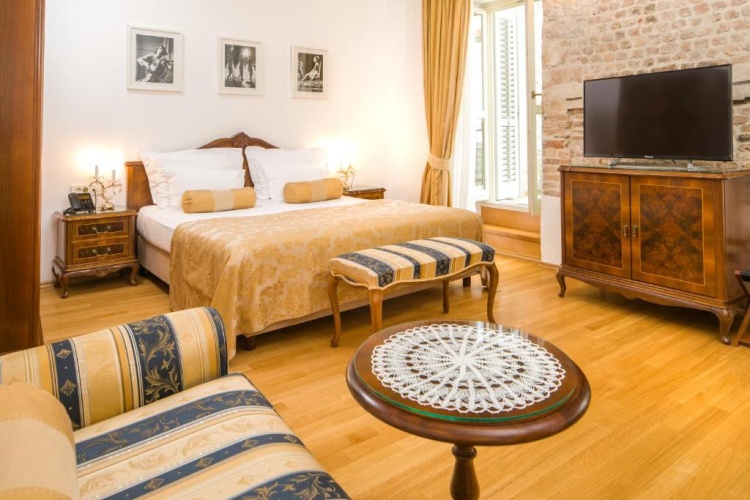 Deluxe Double room with balcony