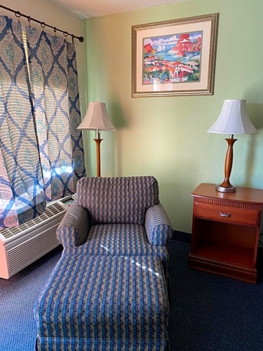 Standard Sextuple room