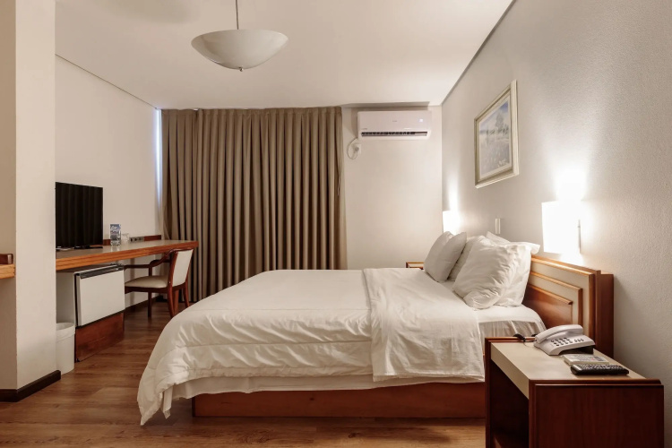 Monthez Hotel & Eventos