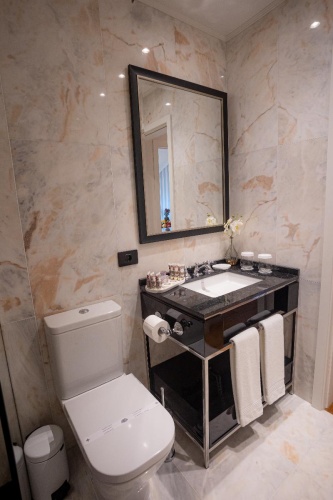 Premium Suite