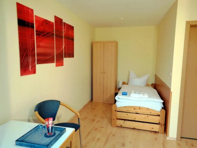 Standard Single room