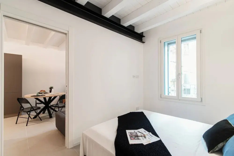 Suite JOIVY Lake 11