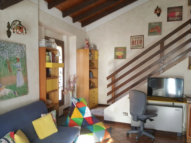Appealing holiday home in Crone with terrace