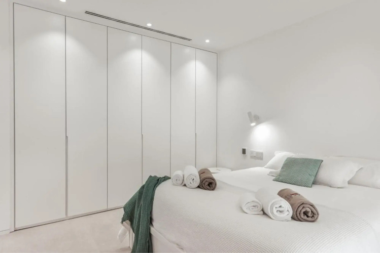 Infinity 1-6 LUXE SEA VIEW 2B