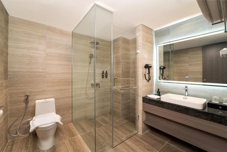 Suite with balcony