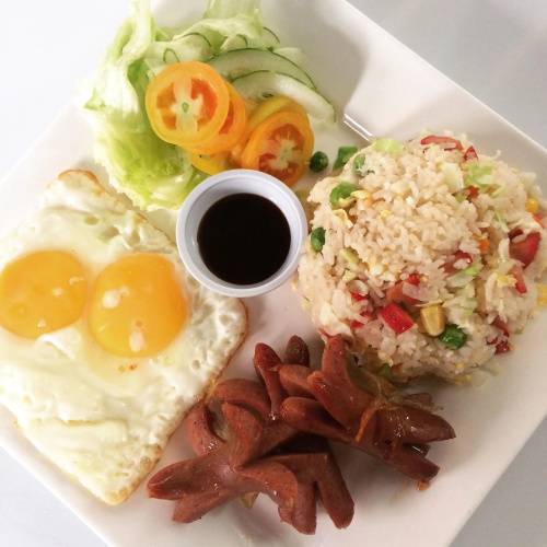 Ai's Beach Resort & Restaurant