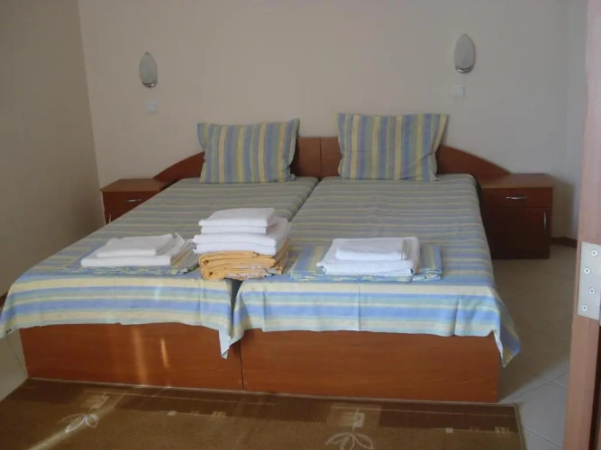 1 Bedroom Apartment with pool view