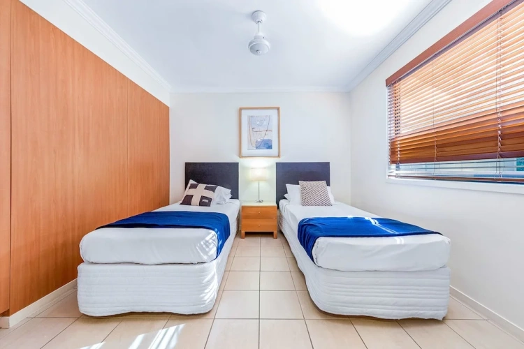 3 Bedrooms Apartment