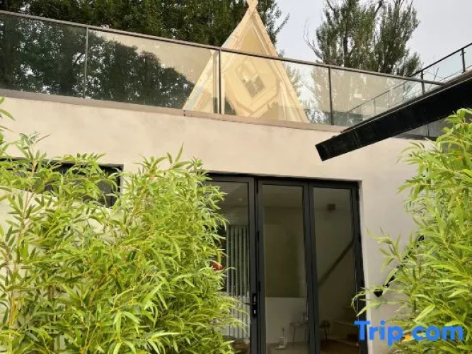 HHHO Tree House B&B (Badaling Water Gate Great Wall Branch)