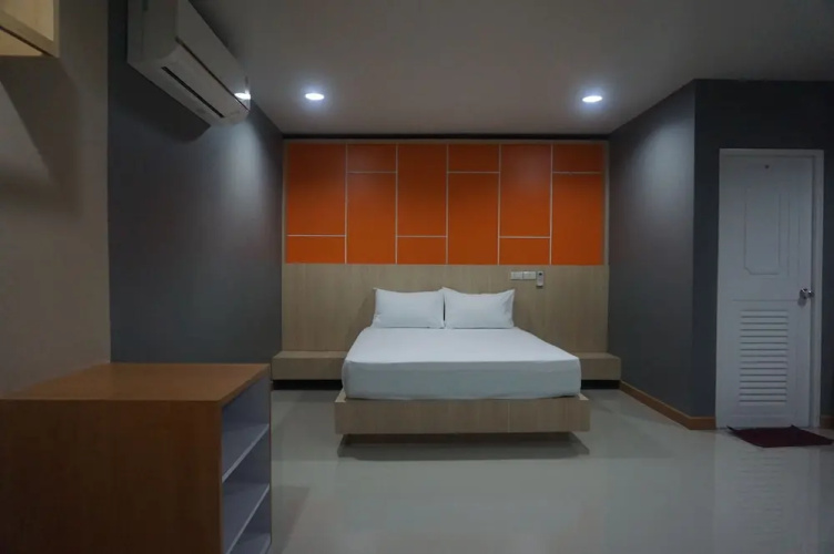 Ruenwalee Hotel
