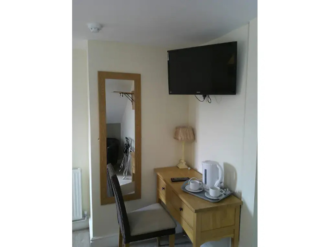 The Crown Hotel