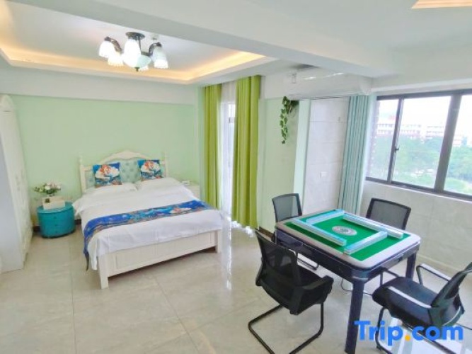 Standard Triple Family room
