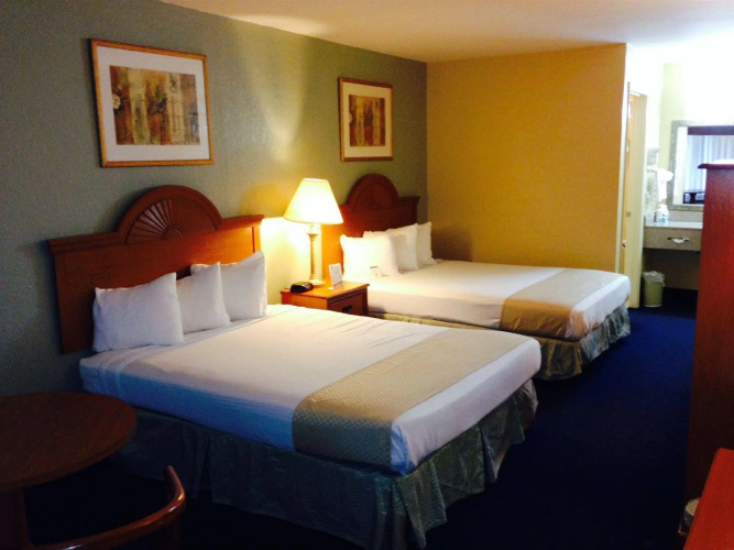 Vero Beach Inn & Suite photo 7