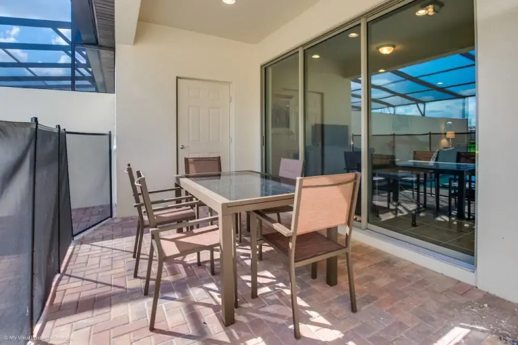 4bed 3Ba Home With Pool at Windsor