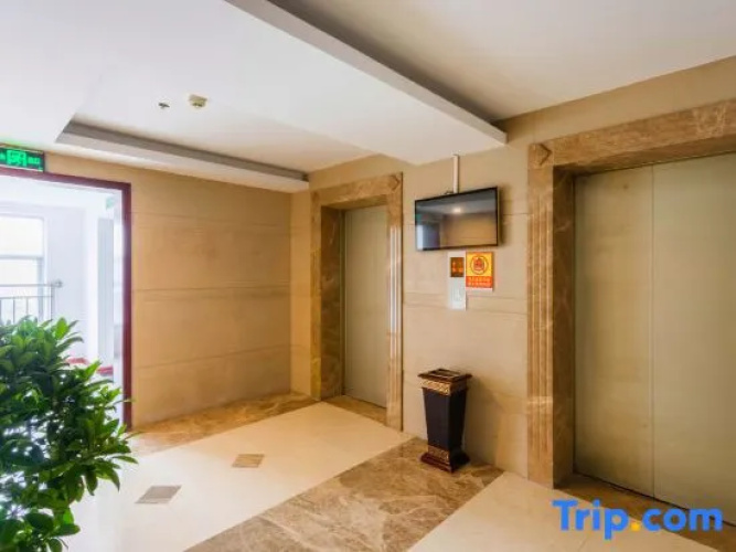 Zangkejiang Holiday Hotel