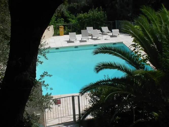 Appartamento Con Piscina