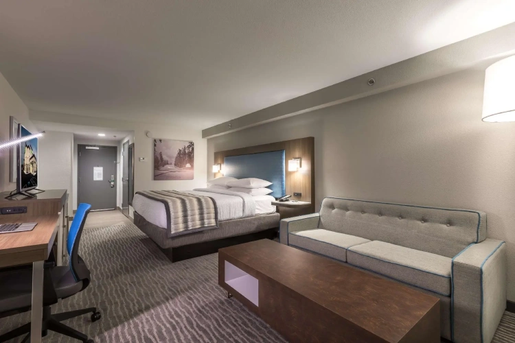 Double Suite