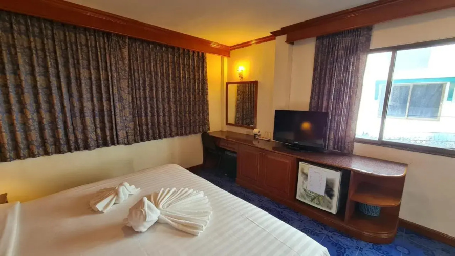 Baan Tee Thai Add Mansion