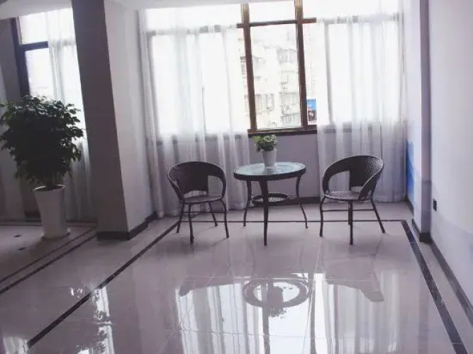 Jun hotel