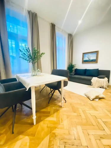Comfortable 1BR Apartment Westbahnhof
