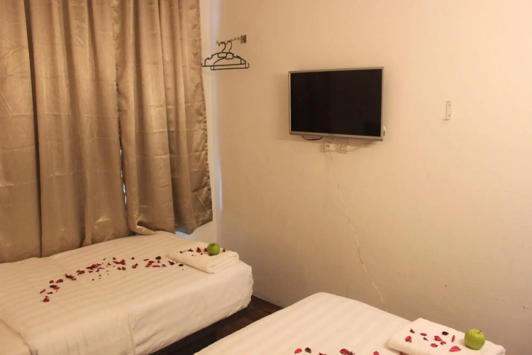 Apple 1 Hotel Superior