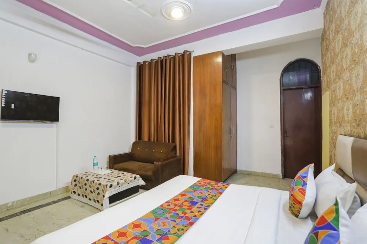 Fabhotel Happy Stay