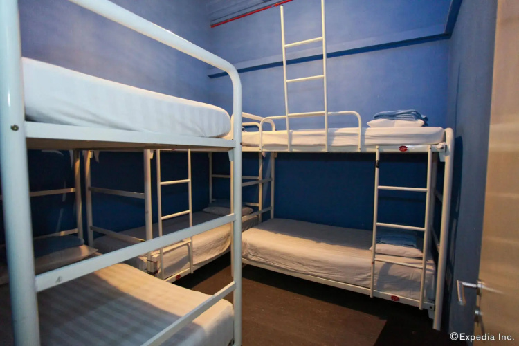 Moni Gallery Hostel