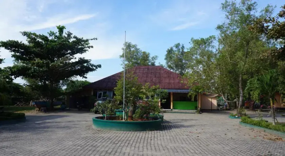 Kuala View Beach Hotel