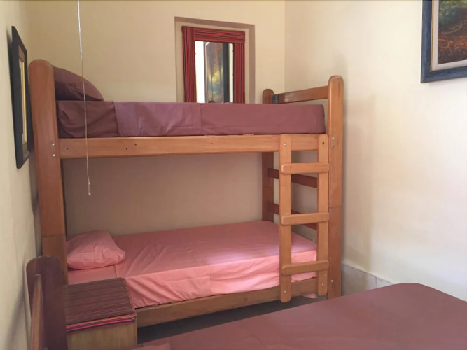 Hostal Alpes Lima