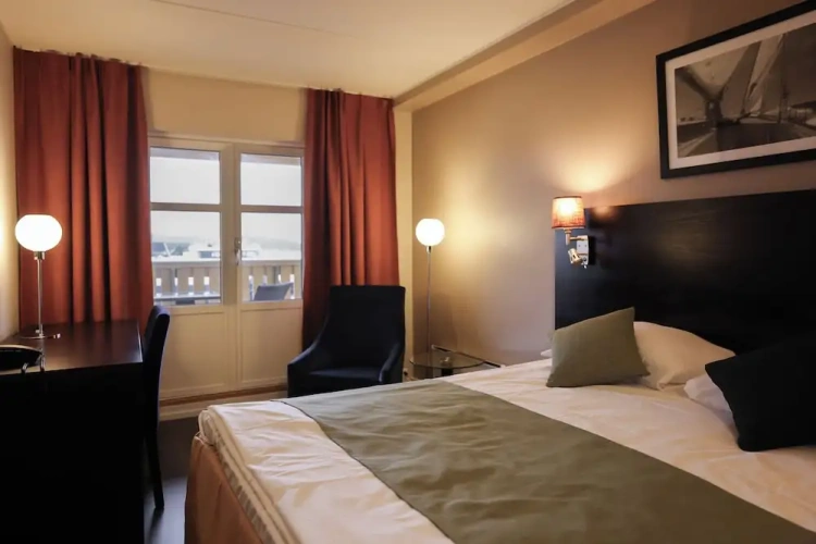 Superior room with balcony