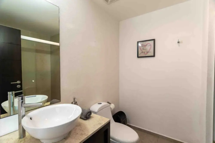 MAREA Beachfront 2 BDR - Stunning Oceanview