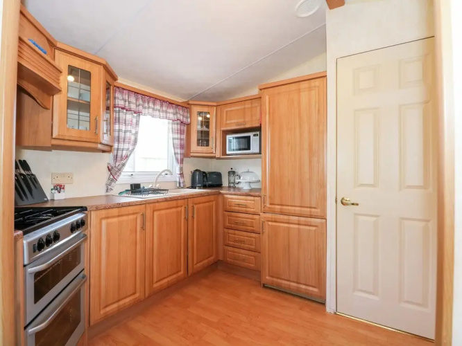Ty Newydd Caravan